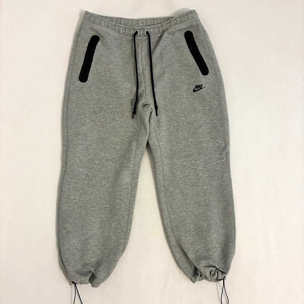 Nike Tech Fleece Sweatpants Men's XL Gray Drawcord Hem Athleisure Active Gym